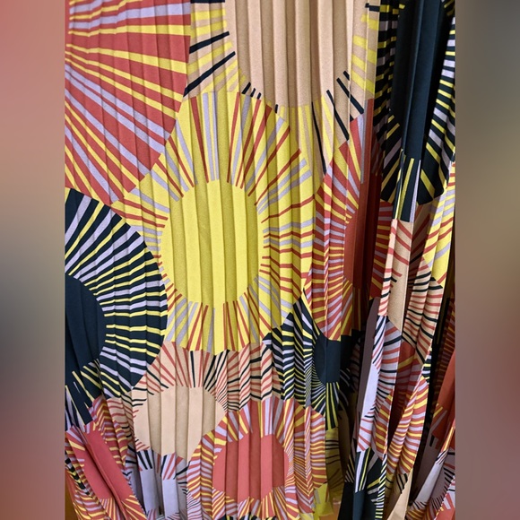 HOUSE OF HARLOW PLEATED TIE-NECK CUT-OUT-BODICE BACKLESS HALTER MAXI DRESS sz L - Picture 4 of 9